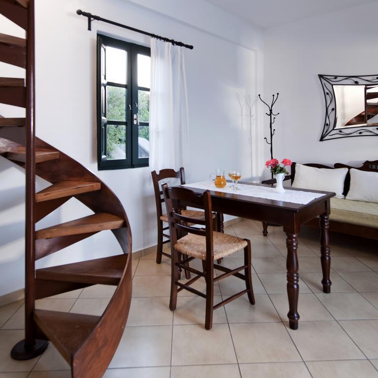 Apart Otel Anthonas Imerovigli (Santorini)