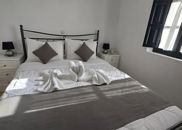 Anthonas Apartments