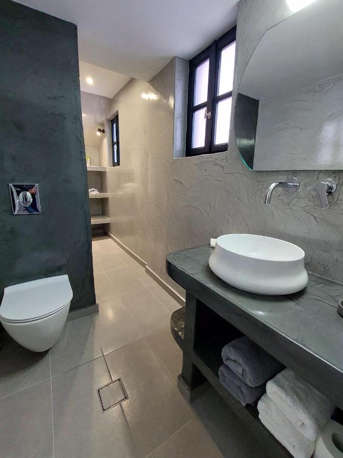 Anthonas Apartments Aparthotel Imerovigli (Santorini)