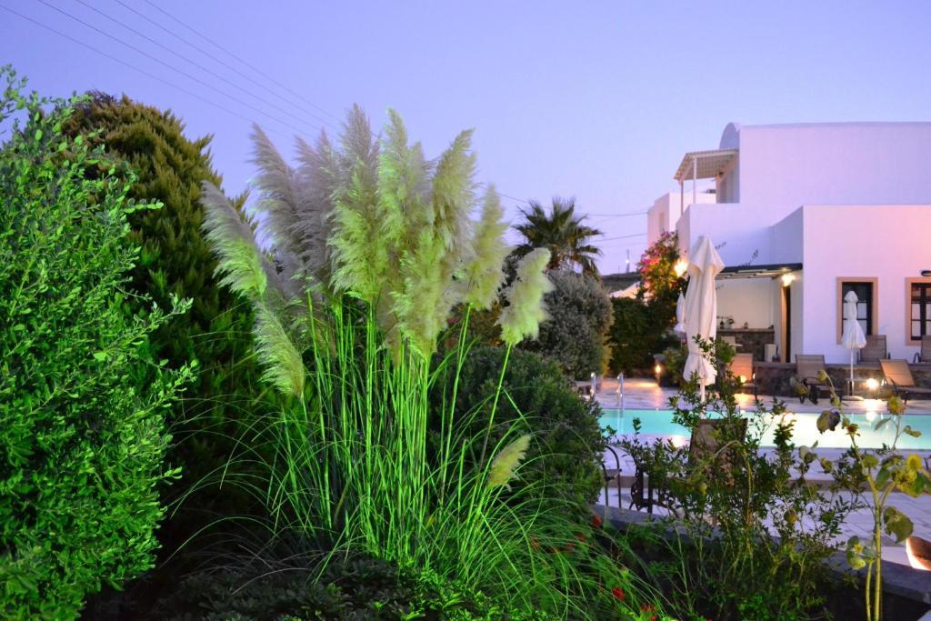 Anthonas Apartments 3*